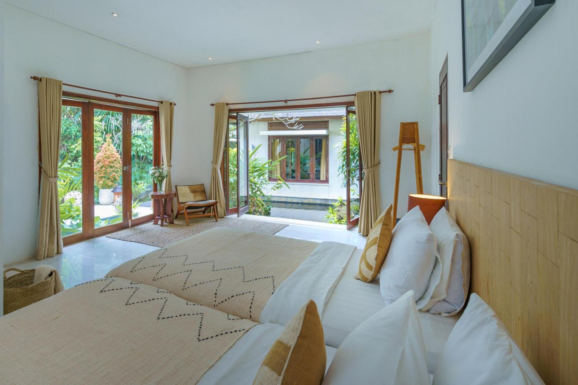 Villa Kaira Estate Canggu Buitenkant foto