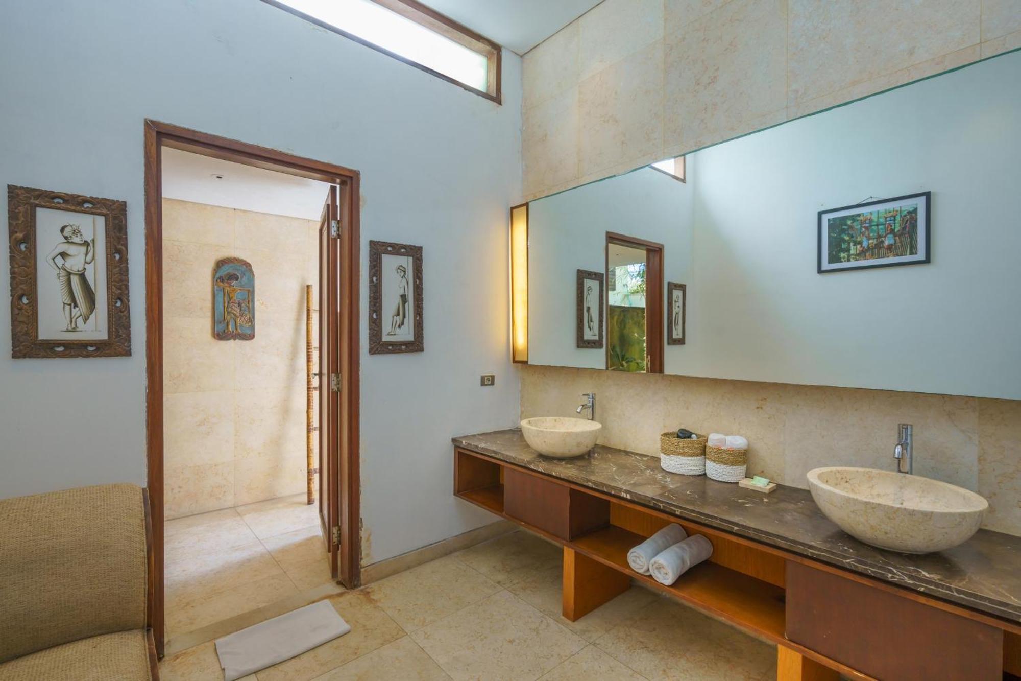 Villa Kaira Estate Canggu Buitenkant foto
